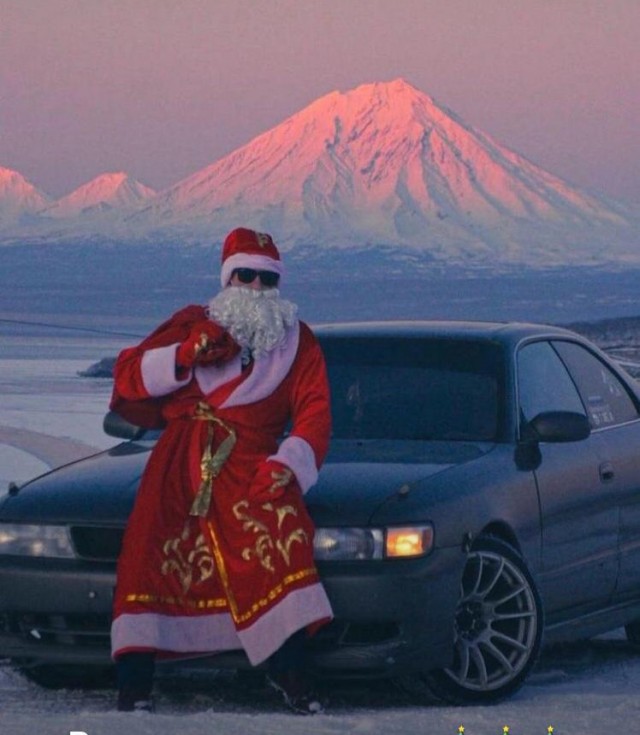 С Новым Годом, ЯПлакалъ!
