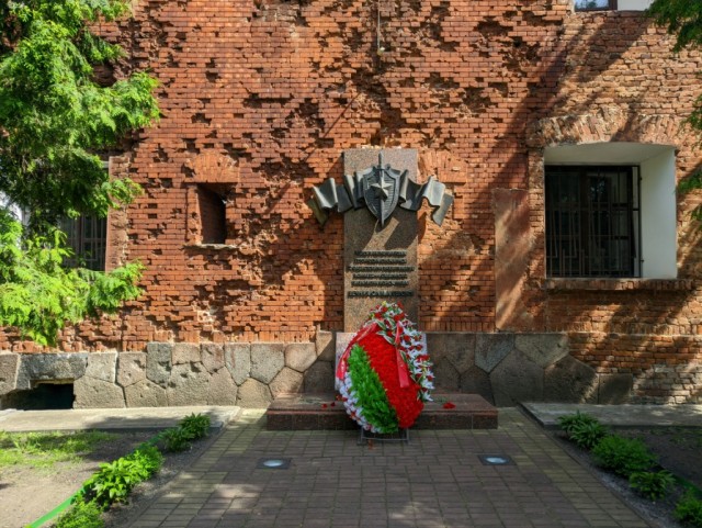Подвиг заставы лейтенанта Лопатина