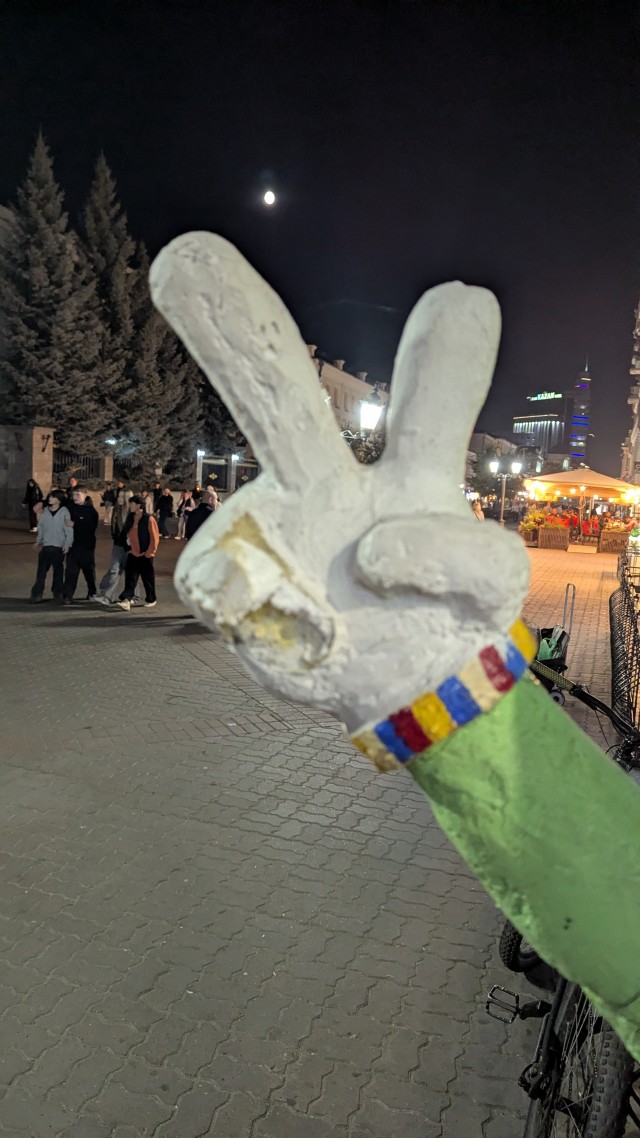 Сранное поколение, дайте автомат!!!
