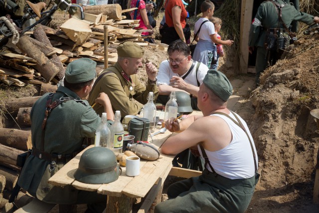 От поражения до победы. 1941-1944 реконструкция.