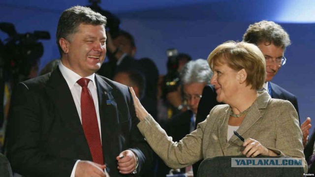 Это провал...Он точно агент Кремля...