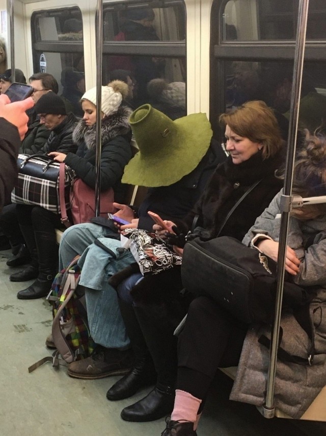Модники из российского метрополитена