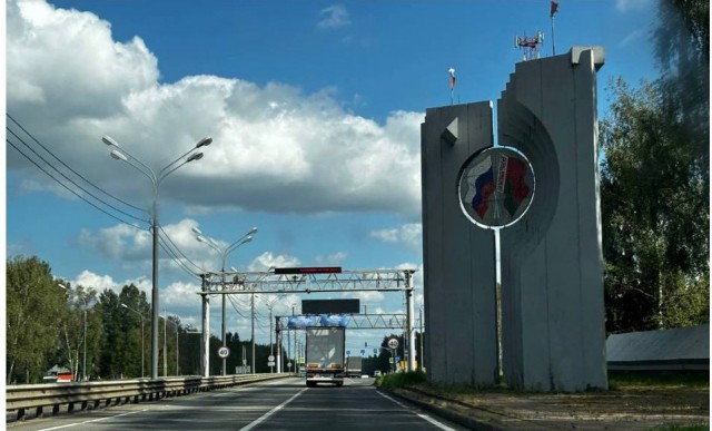За отказ разблокировать телефон или ноутбук на границе может грозить до 15 суток ареста