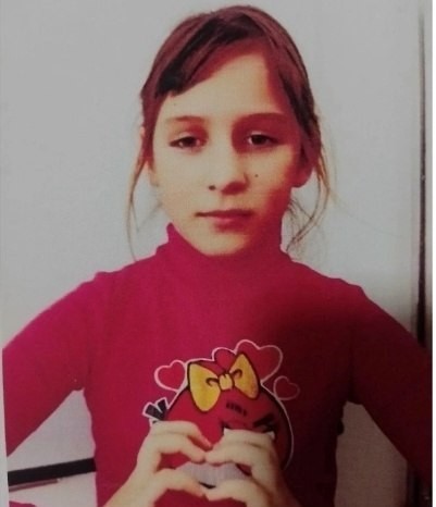 Девочка 11 лет села в машину к незнакомцу и была задушена