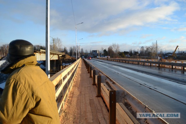 Обрушился мост в Архангельской области