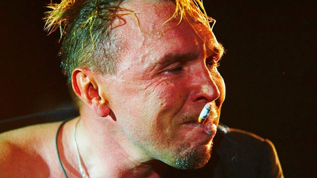 Фотографии с вечеринок, которые знаменитости хотели бы скрыть от нас