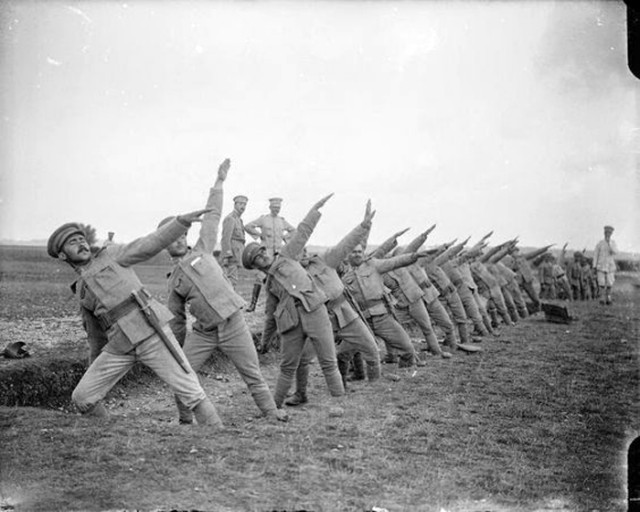 История в фотографиях