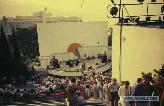 Концерт "ДДТ" в Ялте, лето 1987.
