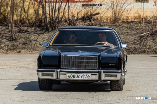 Новосибирец вложил в 40-летнюю машину миллионы рублей — теперь такое авто единственное в России