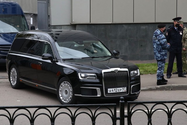 «Пятилетка пышных похорон»: «странные» смерти вождей накануне прихода Горбачева