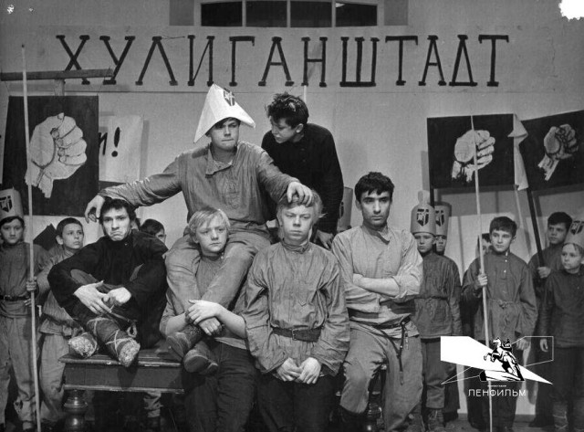 Хулиганов предлагают отправлять в трудовые спецшколы