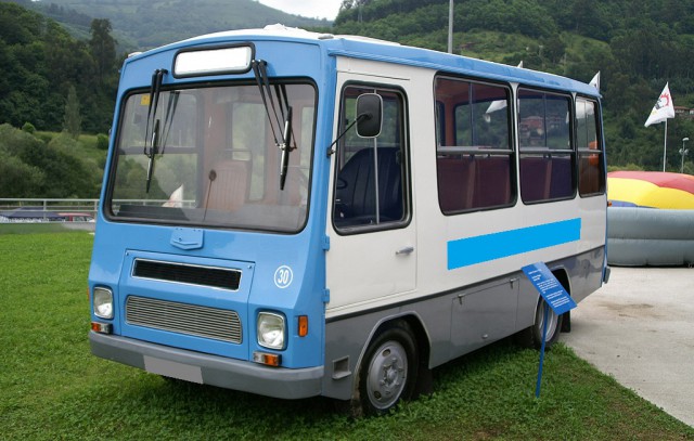 Игра на ЯПе: Угадай АВТО-9
