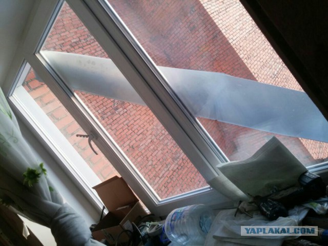 В аэропорту Норильска ветром снесло Boeing