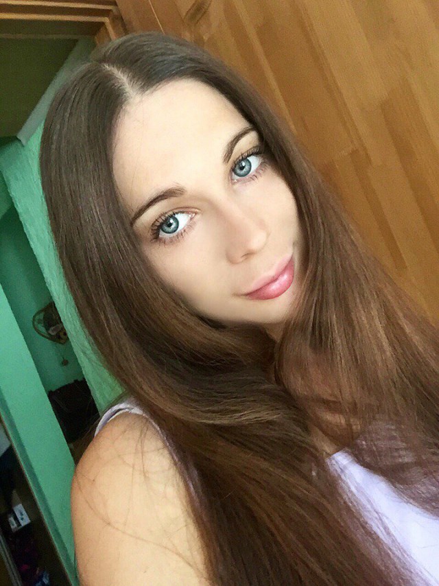 Этим девушкам сложно смотреть в глаза