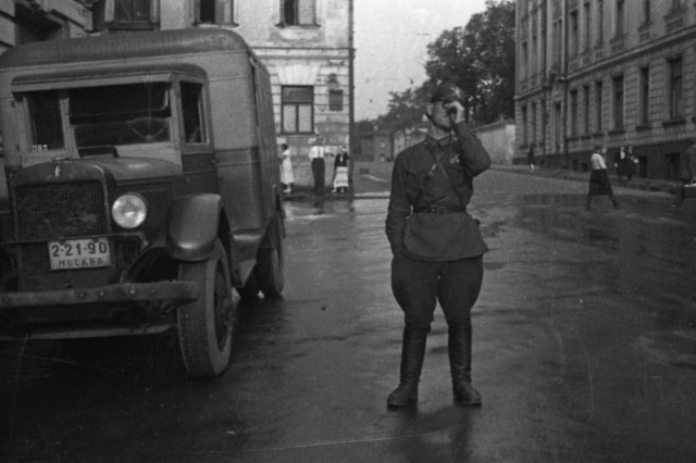 История в фотографиях