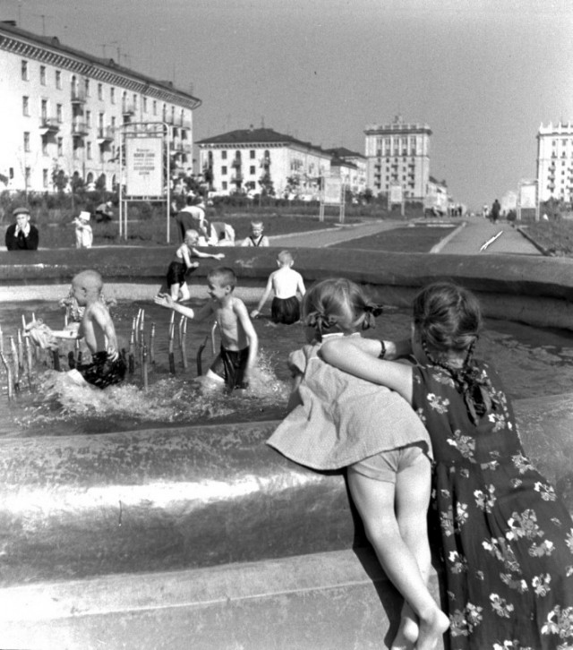 История в фотографиях
