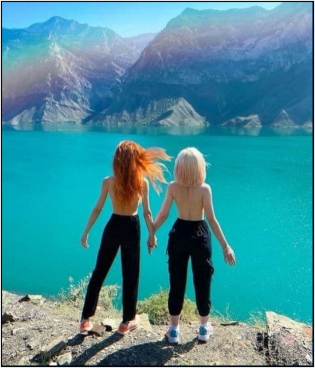 Двум туристкам грозит срок за фото топлесс. Нет, не в Дубае.