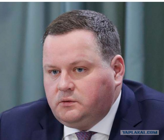 Минтруд: непривитого работника можно отстранить