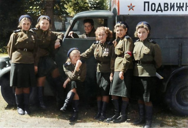 1945 год в 84 фотографиях