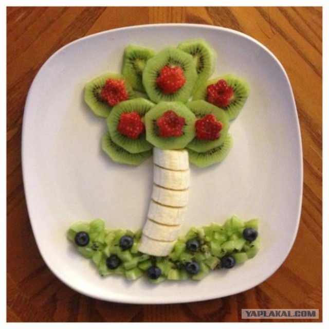 Когда дочка не хочет кушать, а надо...