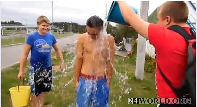 Ice Bucket Challenge школьник вызвал Лукашенко