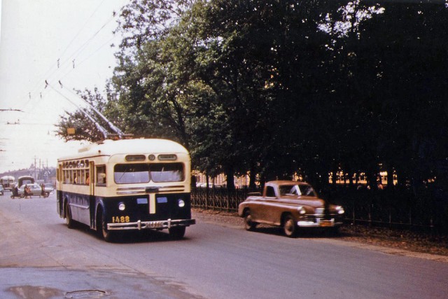 АвтоВАЗ выпустил первые пикапы на базе Lada Granta