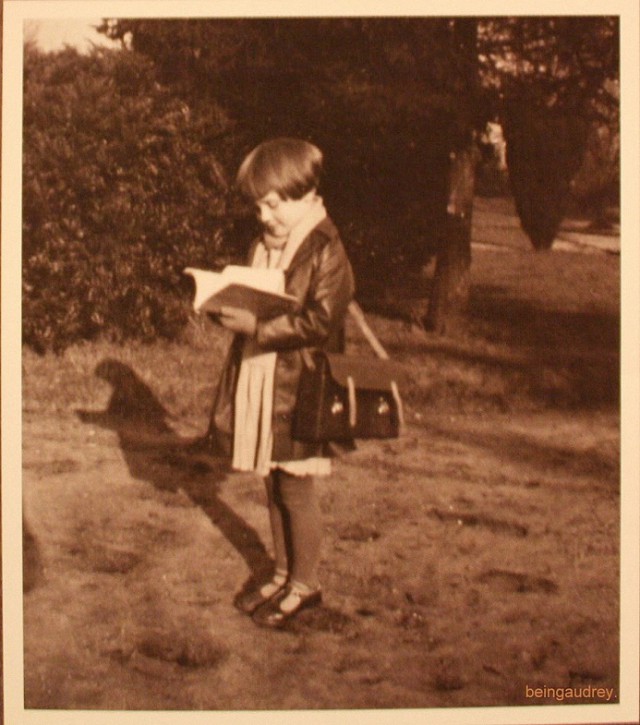 Детские и юношеские фотографии Одри Хепберн
