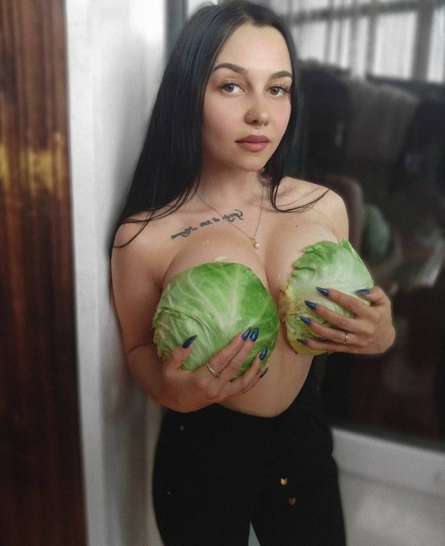Забавные картинки с девушками