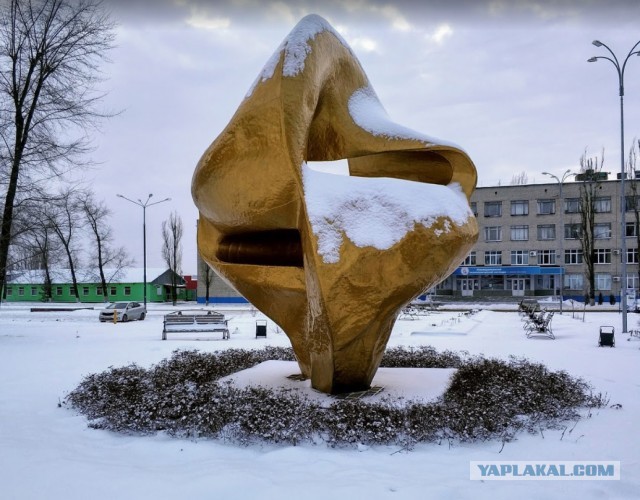Памятник всему 2020 году поставили в Нововоронеже