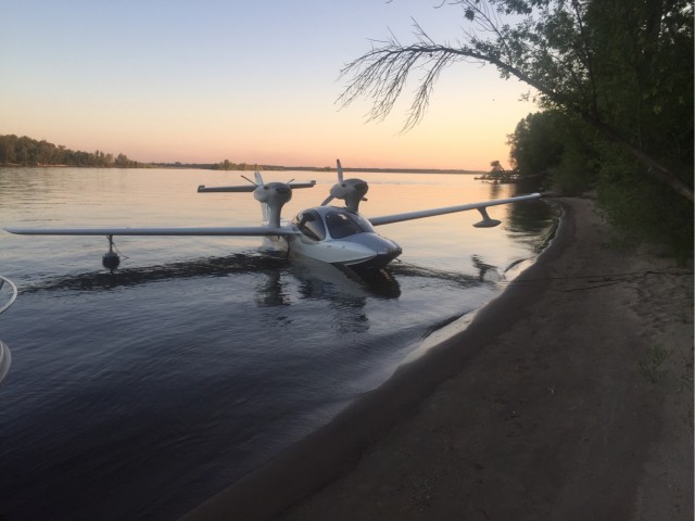 Одноместный самолет "Муха" с автомобильным двигателем