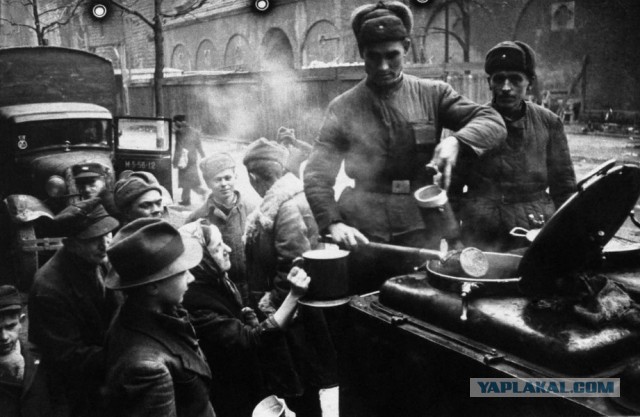 Герхард Шредер напомнил немцам историю.