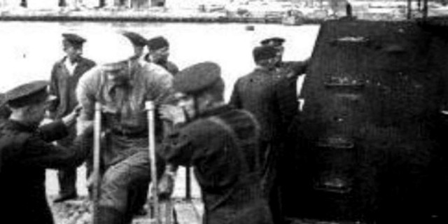 Черноморский угар: М-32 и подвиг Николая Пустовойтенко