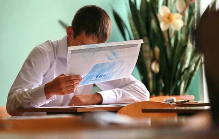 Депутаты внесут в Госдуму законопроект об отмене ЕГЭ