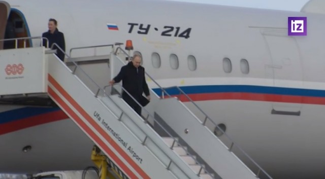 «Врут, чтобы удержаться в своих креслах»: дебют Ту-214 откладывается