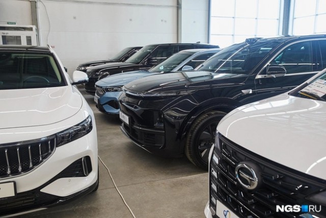 Эксперт предупредил о крахе рынка новых авто — цены растут, а дилеры разоряются