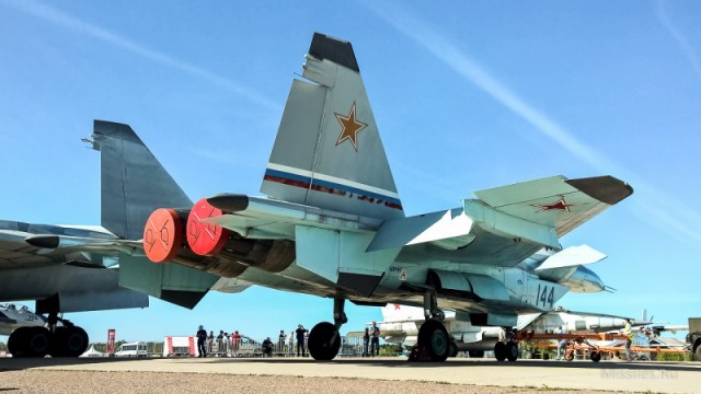 МиГ-1.44 «МФИ». Амбициозный истребитель своего времени и первый самолёт 5-го поколения