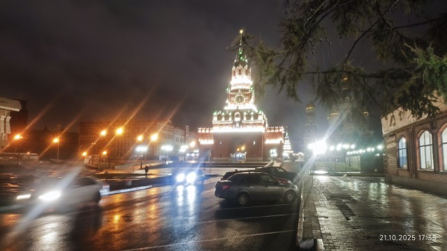 А из нашего окошка..