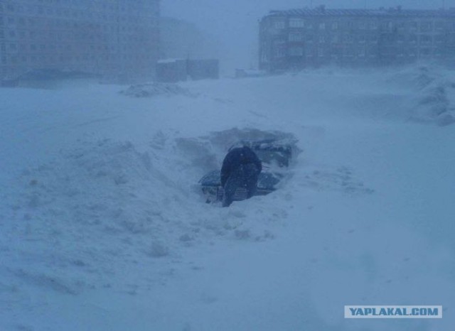 Снегопад в Норильске