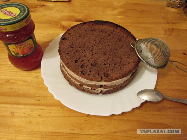 Торт «Прага» классический.