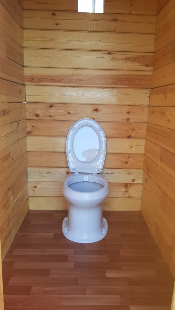 Психанул. Дачный сортир «king size»