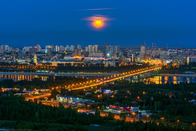 Держите яйки: работа на высоте 540 метров