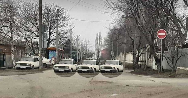 Поворот налево с правого края