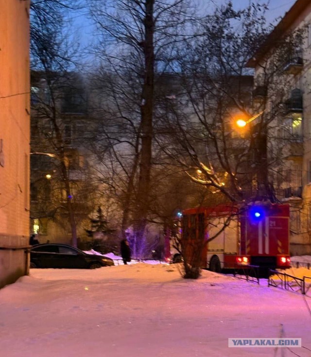 В Питере женщина бросила коктейль Молотова в  гуманитарный пункт