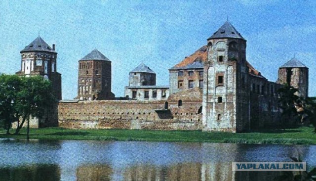Памятники готики в Беларуси