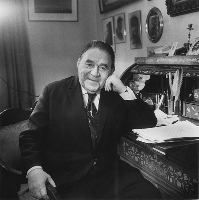 Интересные снимки известных людей 28.04.26