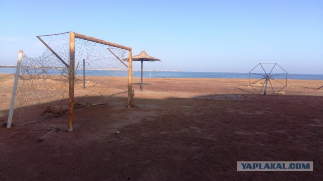 Поход на заброшенный отель Yara Beach Club в Египте