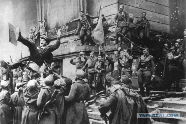 Либералы про День Победы