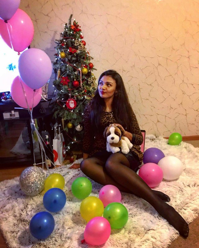Новый год лучше встречать с девчонками
