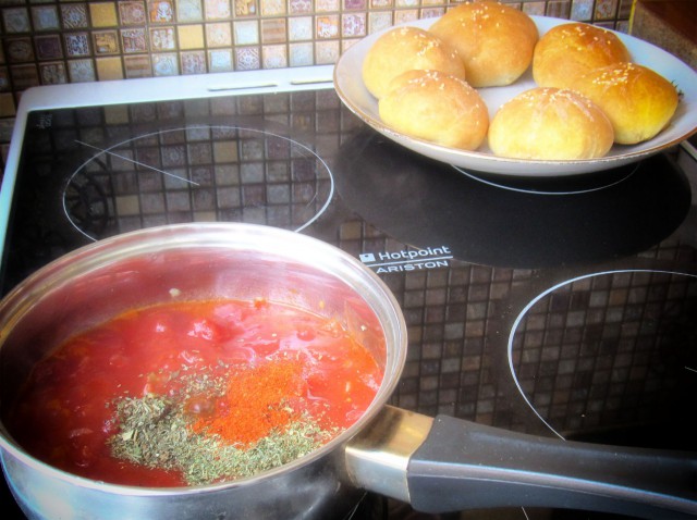 По следам прославленных кулинаров, День повара – 20 октября.