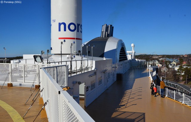 Роторный парус и газовый дизель: поход по Viking Grace